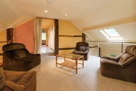 Gentilhommière du Broux, Splendide maison de vacances avec jacuzzi à Wéris - Photo 13