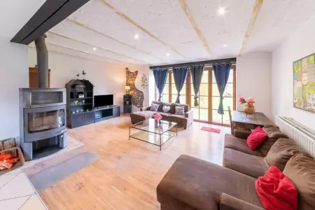 Bird Symphony, Charmante maison de vacances à Bohon près de la rivière
Bird Symphony vient d etre rafraichie. - Photo 7