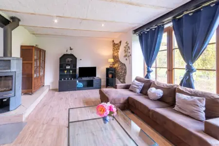 Bird Symphony, Charmante maison de vacances à Bohon près de la rivière
Bird Symphony vient d etre rafraichie. - Photo 8