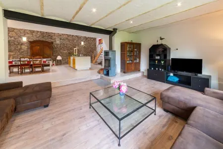 Bird Symphony, Charmante maison de vacances à Bohon près de la rivière
Bird Symphony vient d etre rafraichie. - Photo 10