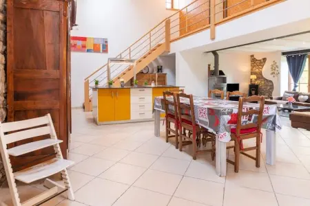 Bird Symphony, Charmante maison de vacances à Bohon près de la rivière
Bird Symphony vient d etre rafraichie. - Photo 15