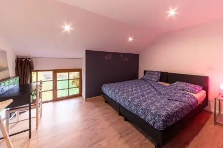 Bird Symphony, Charmante maison de vacances à Bohon près de la rivière
Bird Symphony vient d etre rafraichie. - Photo 23