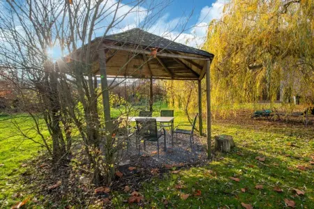 Bird Symphony, Charmante maison de vacances à Bohon près de la rivière
Bird Symphony vient d etre rafraichie. - Photo 35