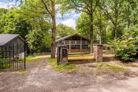 La Coccinelle, Chalet magnifique spacieux avec sauna terrasses ouvertes et couvertes et jardin - Photo 13