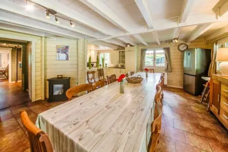 La Coccinelle, Chalet magnifique spacieux avec sauna terrasses ouvertes et couvertes et jardin - Photo 16