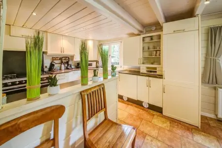 La Coccinelle, Chalet magnifique spacieux avec sauna terrasses ouvertes et couvertes et jardin - Photo 17