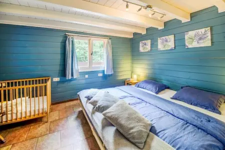 La Coccinelle, Chalet magnifique spacieux avec sauna terrasses ouvertes et couvertes et jardin - Photo 21