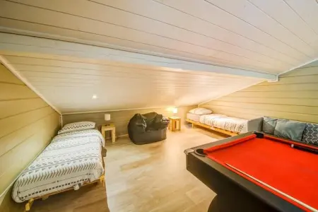 La Coccinelle, Chalet magnifique spacieux avec sauna terrasses ouvertes et couvertes et jardin - Photo 30