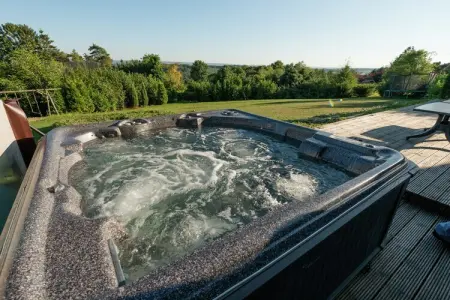 Chalet Durbuy XL, Grande villa avec terrasse à Durbuy - Photo 3
