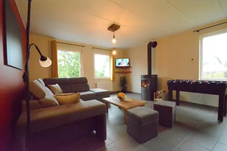 Li Moiny, Villa adaptée aux enfants à Berismenil près de la forêt - Photo 5