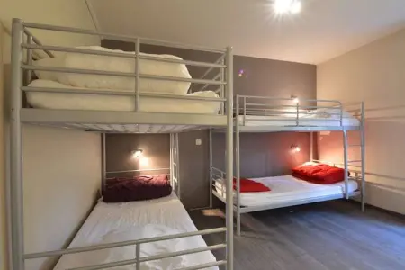 Gite le Marcourt, Maison de vacances fascinante avec jardin privé à Marcourt - Photo 17