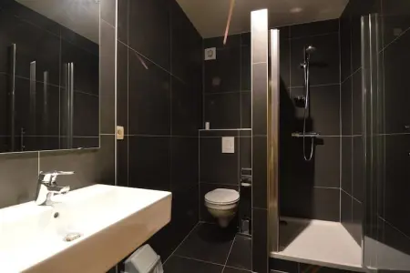 Gite le Marcourt, Maison de vacances fascinante avec jardin privé à Marcourt - Photo 29