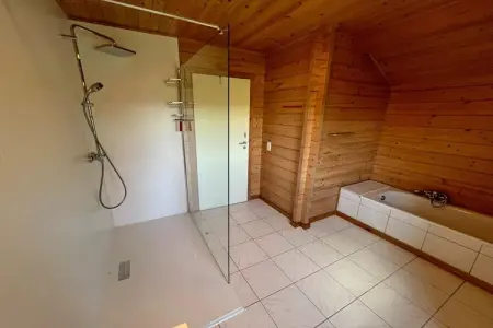 Amandi, Maison de vacances moderne avec jardin située à Hotton - Photo 12