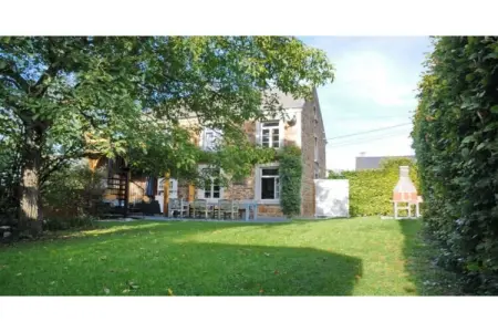 Presbytère, Maison de vacances confortable avec jardin située à Hotton - Photo 5