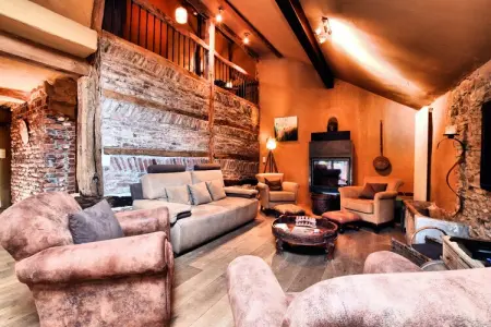 La Petite Merveille, Belle maison de vacances près de Durbuy avec étang - Photo 1