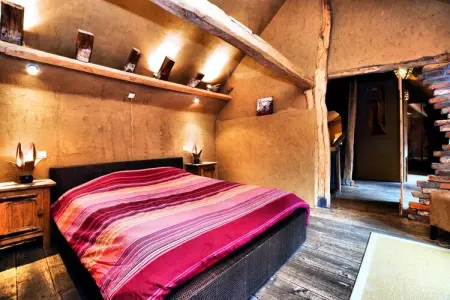 La Petite Merveille, Belle maison de vacances près de Durbuy avec étang - Photo 2