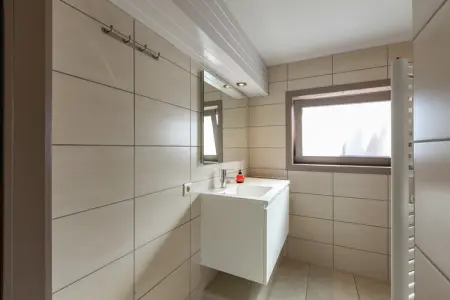 't Patershuys, Ferme spacieuse près du lac à Vleteren - Photo 15