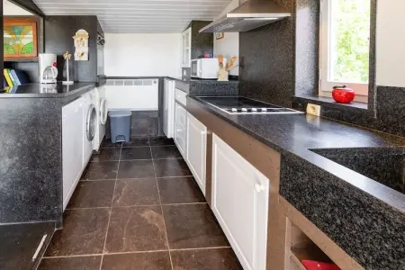 Chalet Den Keibilk, Chalet confortable avec jardin privé près du lac à Westouter - Photo 3