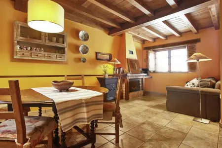 Pruneda III, Demeure spacieuse à Nava avec piscine - Photo 19