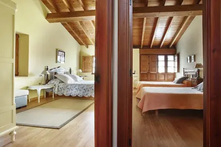 Pruneda III, Demeure spacieuse à Nava avec piscine - Photo 21