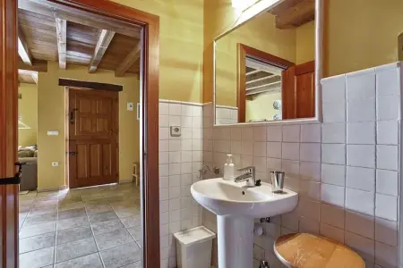 Pruneda III, Demeure spacieuse à Nava avec piscine - Photo 23