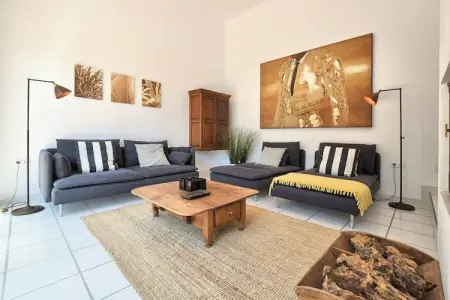 Villa Aurora, Villa moderne avec piscine privée à Sayalonga - Photo 1