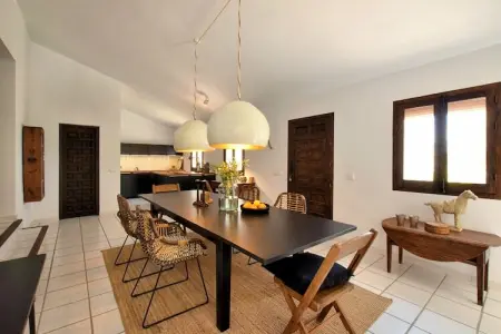 Villa Aurora, Villa moderne avec piscine privée à Sayalonga - Photo 2