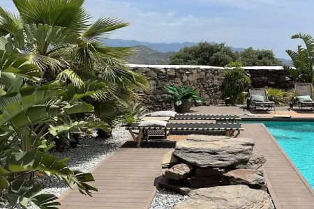 Villa Aurora, Villa moderne avec piscine privée à Sayalonga - Photo 24