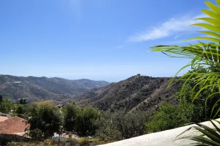 Villa Aurora, Villa moderne avec piscine privée à Sayalonga - Photo 28