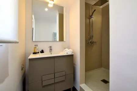 Casa El Cuadrado, Villa moderne avec piscine privée à Sayalonga - Photo 17