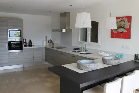 Ojo Azul, Luxueuse villa avec piscine à Santa Cristina d'Aro - Photo 4