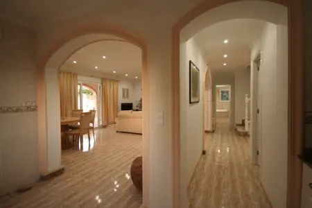 Somontes, Villa de luxe avec piscine privée à Les Rotes - Photo 18