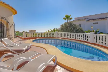Renata, Villa avec vue mer, équipée d'une piscine à Benitachell - Photo 1