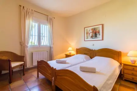 Casa Camelias, Belle maison de vacances 6p avec piscine à débordement, vue mer phénoménale - Photo 12