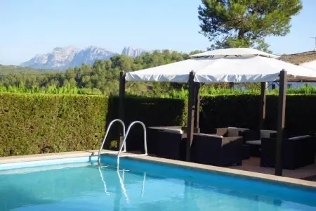 Mas Set Rengs 2, Luxueux gîte en Catalogne avec piscine et jardin avec vues - Photo 1