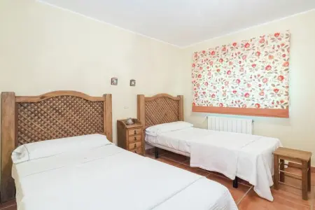 La Galana, Maison de vacances moderne à Herrera de Alcántara. Piscine - Photo 11