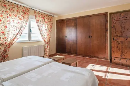 La Galana, Maison de vacances moderne à Herrera de Alcántara. Piscine - Photo 18