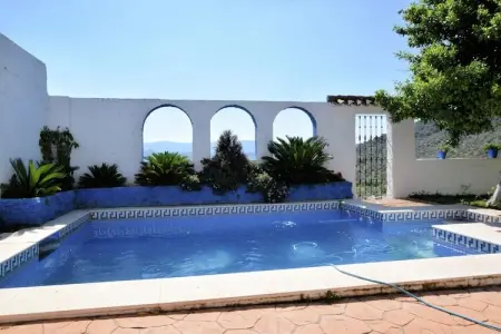 Carmela, Maison de vacances moderne à Priego de Córdoba avec piscine - Photo 2