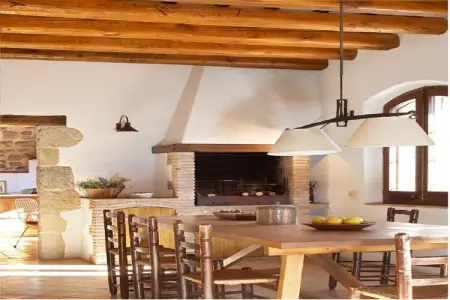 Can Borras, Demeure traditionnelle avec piscine à Navata - Photo 4