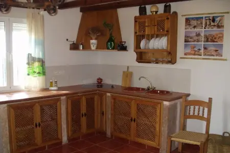 Casa de la Monja, Gîte avec piscine privée à Villanueva de la Concepción - Photo 3