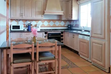 Casa Los Lirios, Villa de campagne avec piscine, jardin et vues en Andalousie - Photo 13