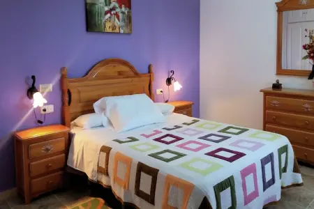 Casa Los Lirios, Villa de campagne avec piscine, jardin et vues en Andalousie - Photo 15