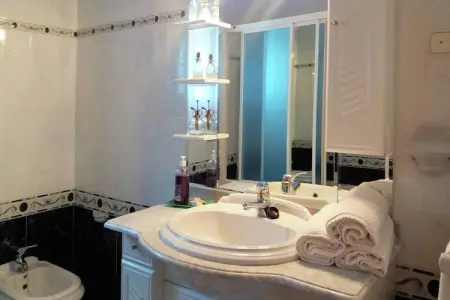 Casa Los Lirios, Villa de campagne avec piscine, jardin et vues en Andalousie - Photo 19