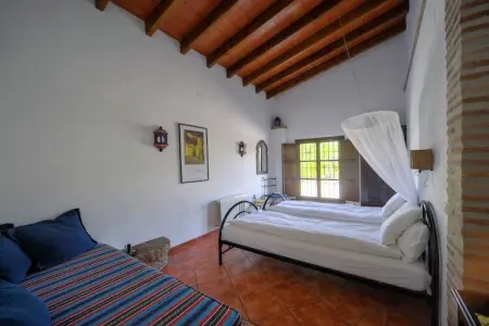 Finca Lomas de Tienda, Maison de vacances cosy Villanueva de la Concepción, piscine - Photo 15