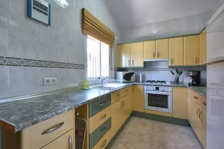 Casa Velez, Luxueuse maison de vacances à Vinuela avec piscine privée - Photo 2