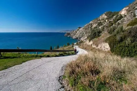 El Kedel, Villa isolée avec piscine privée à Arenas - Photo 39