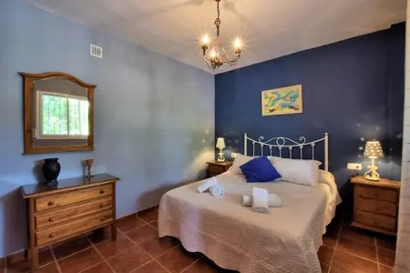 Cortijo Albaricoque, Maison de grotte de Quaint à Lopera avec terrasse - Photo 4