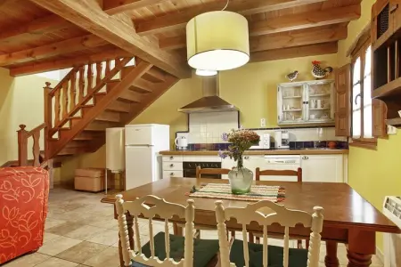 Pruneda I, Demeure spacieuse à Nava avec piscine - Photo 7