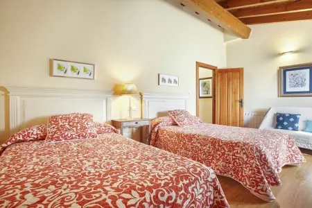 Pruneda I, Demeure spacieuse à Nava avec piscine - Photo 14