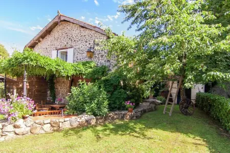 Montizon, Charmant gîte avec piscine à Roussines - Photo 22